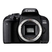 800D